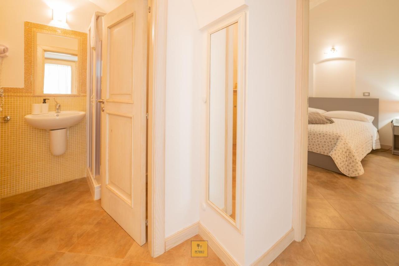 Petralu By La Puglia In Un Trullo Villa Locorotondo Ngoại thất bức ảnh