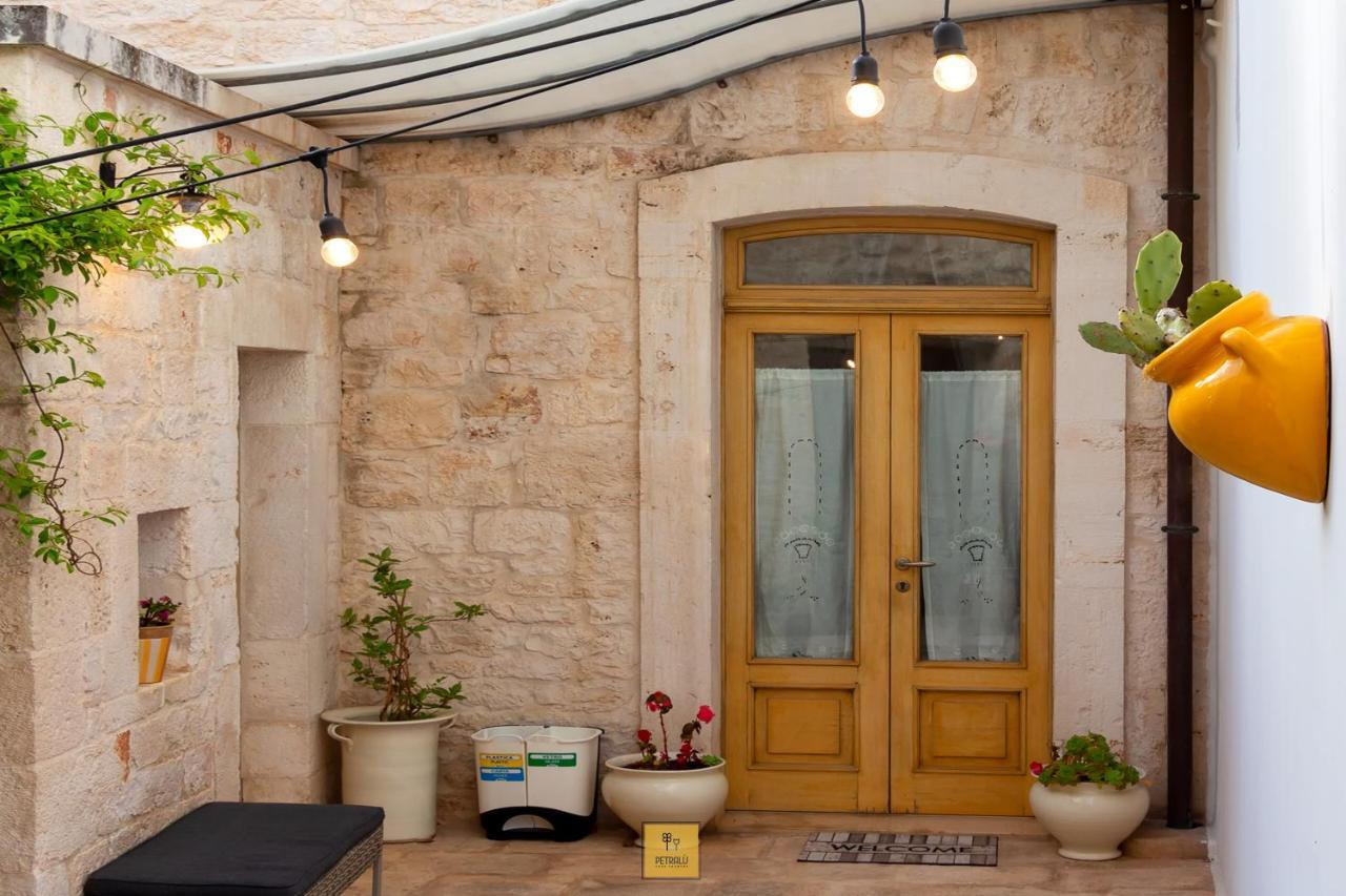 Petralu By La Puglia In Un Trullo Villa Locorotondo Ngoại thất bức ảnh